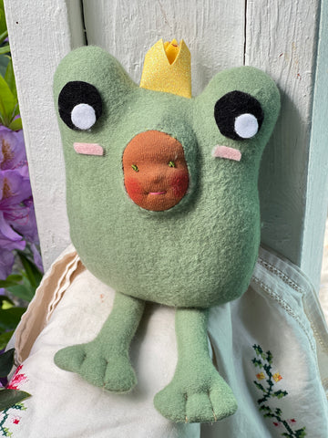 Special Edition Nubbin - Frog Prince (Mocha LE)