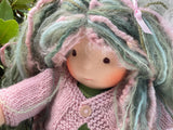 Sitting Friend -  Flora