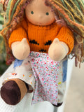 Sitting Friend Pumpkin (sunkissed)