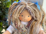 Sitting Friend Francesca (sunkissed)