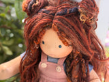 Sitting Friend - Cleo (sun-kissed skin tone)