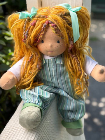 Sitting Friend Ginger (sunkissed)
