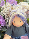 Sitting Friend - Freya (sun-kissed skin tone)