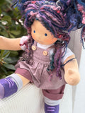 Sitting Friend - Misha (sun-kissed skin tone)
