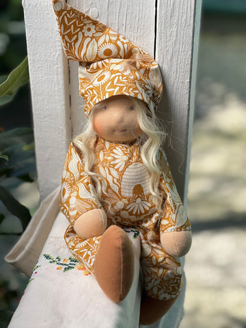 Floppy Dolls - Blondie Beehives