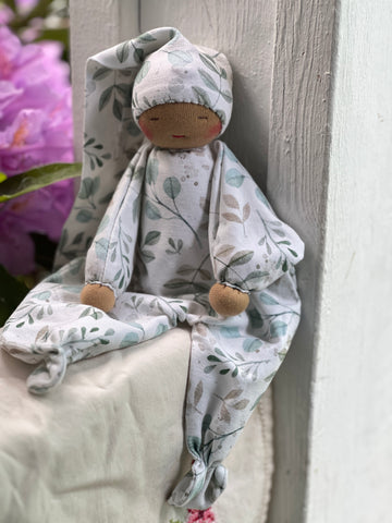 First Lovie - White Floral  (Mocha)