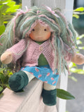 Sitting Friend -  Flora