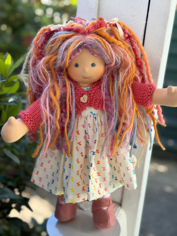 Little Friend Peaches (sunkissed)