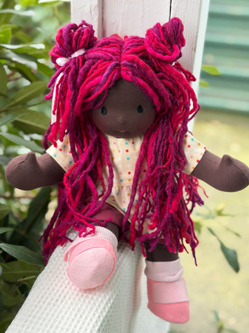 Sitting Friend - Tabitha (Chocolate)