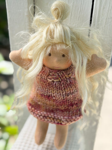 Mini Dolls - Pearly (sunkissed skin tone)