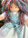 Sitting Friend Lucy (sunkissed)