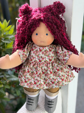 Sitting Friend Trixie (sunkissed)