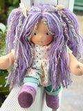 Sitting Friend - Coco (sun-kissed skin tone)