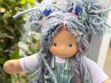Sitting Friend Bluebelle (sunkissed)