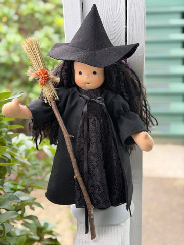 Little Friend Witch Elvina (sunkissed)
