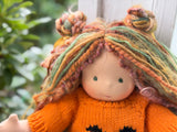 Sitting Friend Pumpkin (sunkissed)