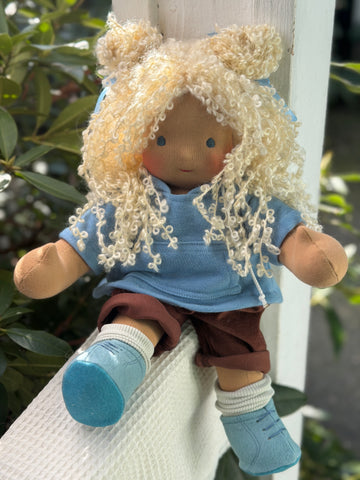 Sitting Friend - Stella (mocha)