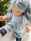 Sitting Friend - Bluebelle