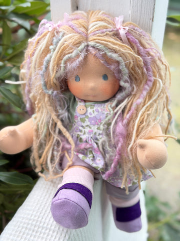 Sitting Friend - Fable