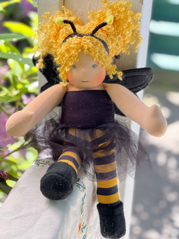 Little Forever Friend Bumblebee - Blossom (2)
