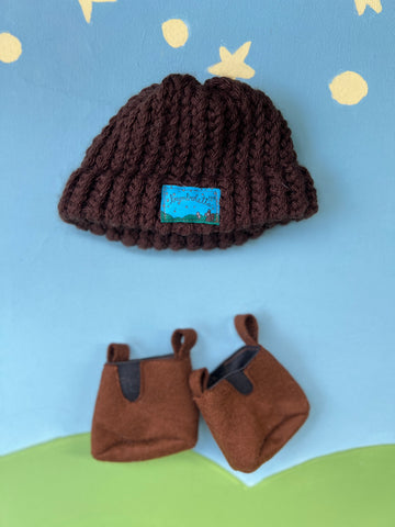 Classic/Sitting Friend Knit Hat & Boots - Chocolate Brown