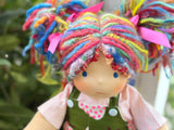 Sitting Friend - Poppy (sun-kissed skin tone)