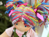 Sitting Friend - Poppy (sun-kissed skin tone)