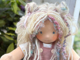 Sitting Friend - Celeste (sun-kissed skin tone)