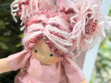 Sitting Friend - Beatrice (sun-kissed skin tone)