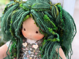 Sitting Friend - Thistle (sun-kissed skin tone)