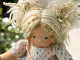 Sitting Friend - Lemondrop (sun-kissed skin tone)