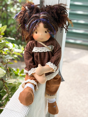 Forever Friend  - Bella Bea (sunkissed skin tone)
