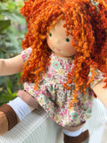 Sitting Friend - Poppy (sun-kissed skin tone)