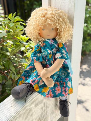 Forever Friend  - Clarissa (sunkissed skin tone)