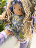 Sitting Friend - Flora (sun-kissed skin tone)
