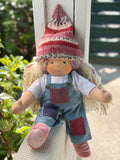 Sitting Friend - Isabella (sun-kissed skin tone)