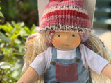 Sitting Friend - Isabella (sun-kissed skin tone)