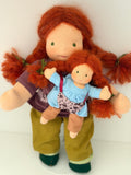Sitting Friend and Child Poppy and Pippi (sunkissed)