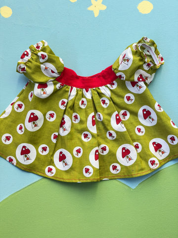Classic/Sitting Yoke Friend Dress Green Mushies