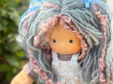 Sitting Friend Marianne (sunkissed)