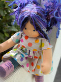 Sitting Friend Violette (sunkissed)