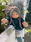 Sitting Friend - Agnes