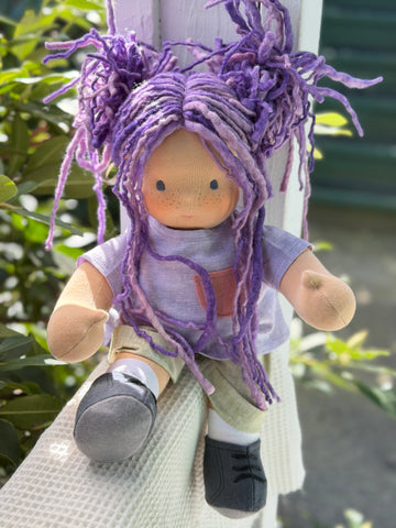 Sitting Friend - Asha