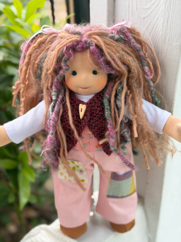 Little Friend Sansa (sunkissed)
